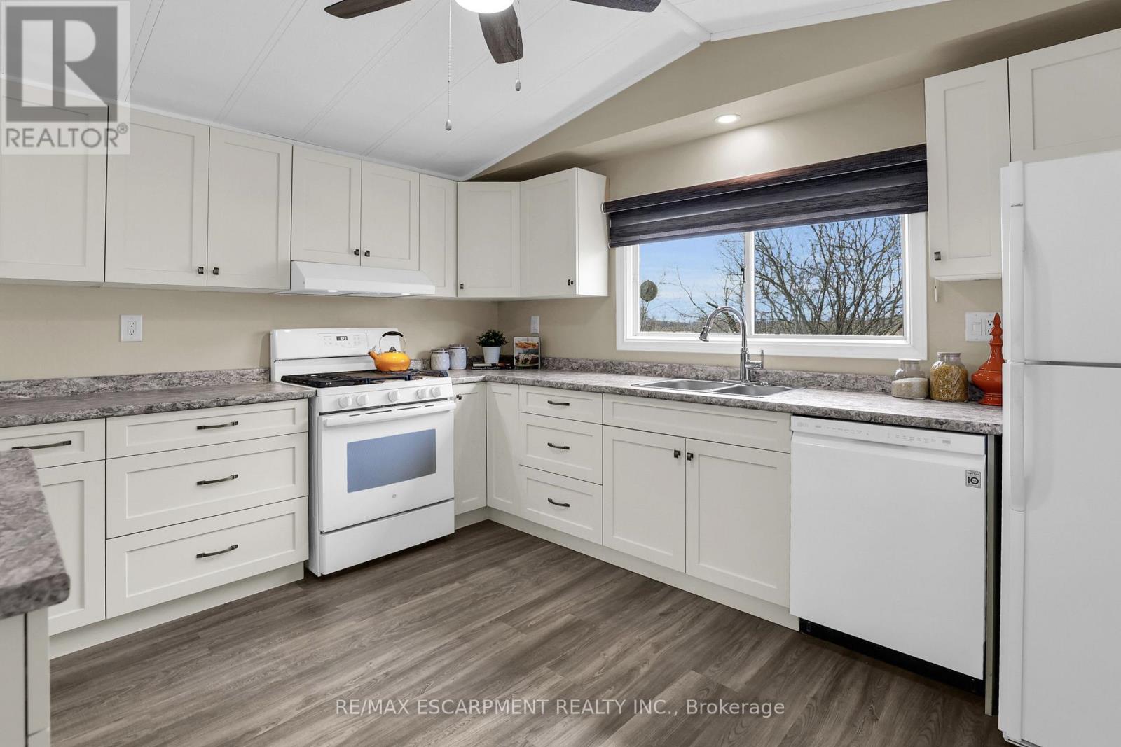 Photo 29 of 153 3033 Townline Road, Fort Erie ON