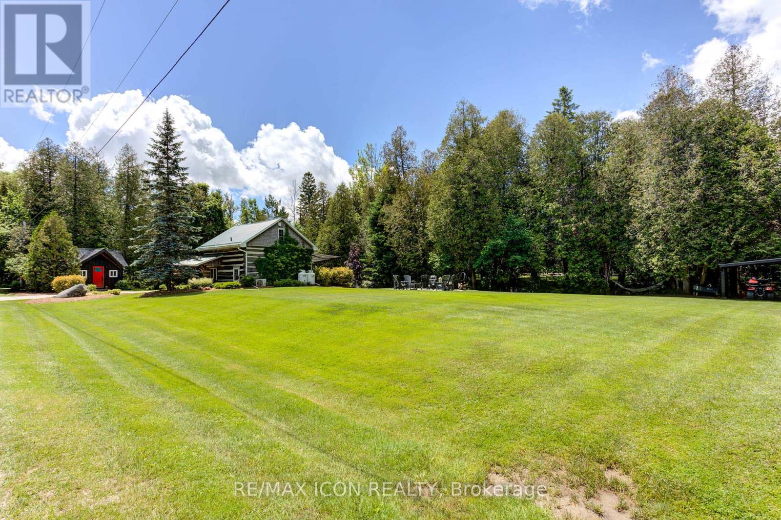 Photo 2 of 146 Field Street, West Grey ON