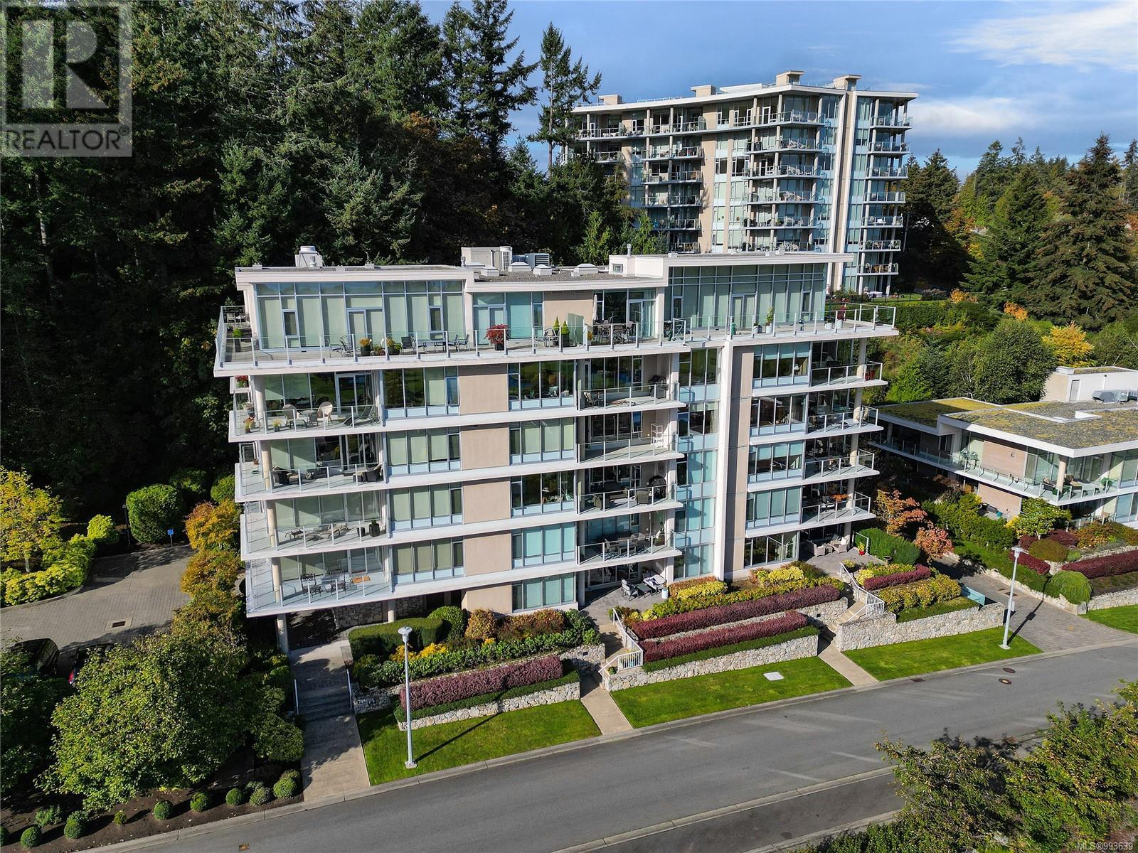 Photo 52 of 502 748 Sayward Hill Terr, Saanich BC