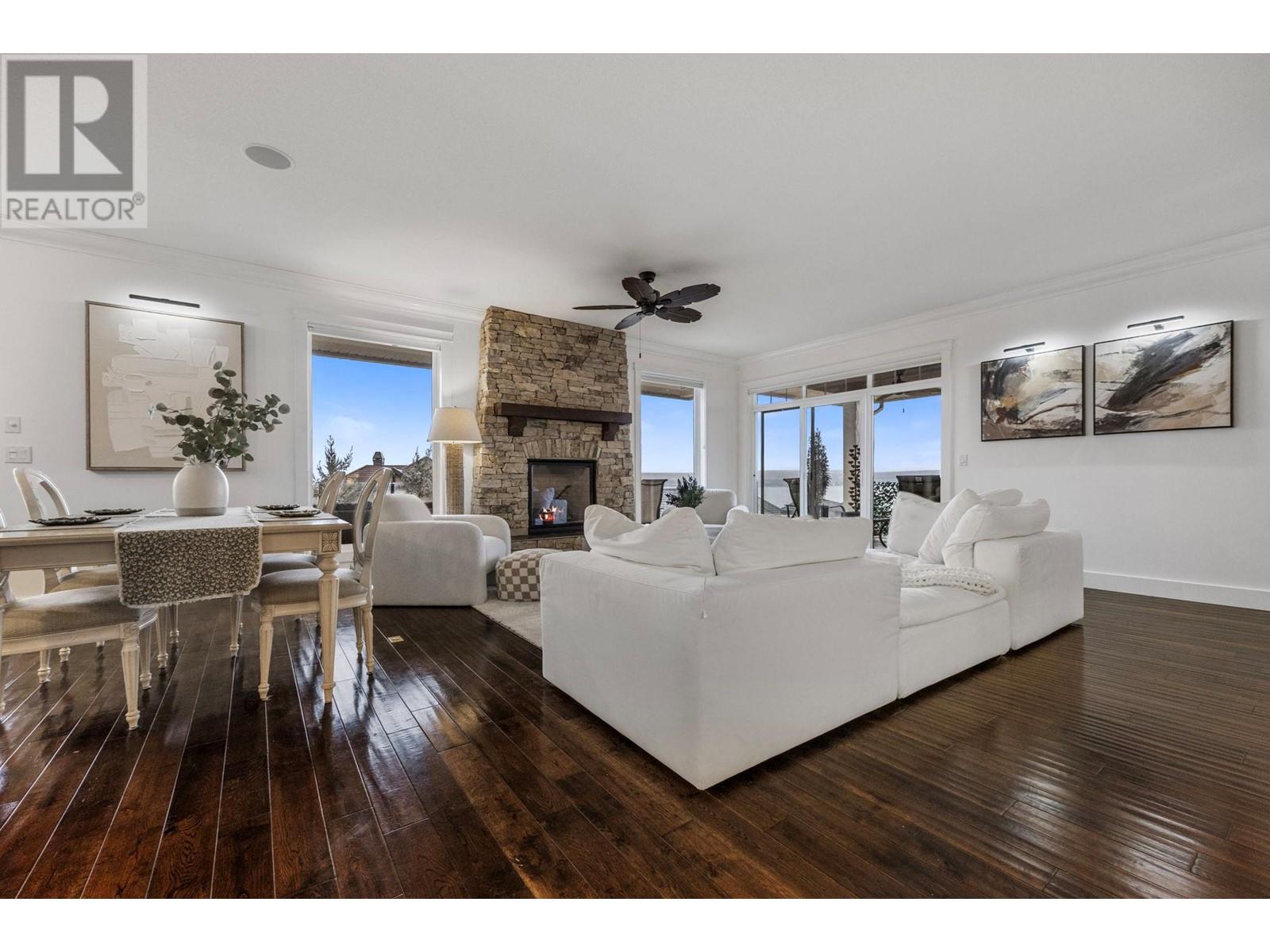  2584 Lucinde Road, West Kelowna