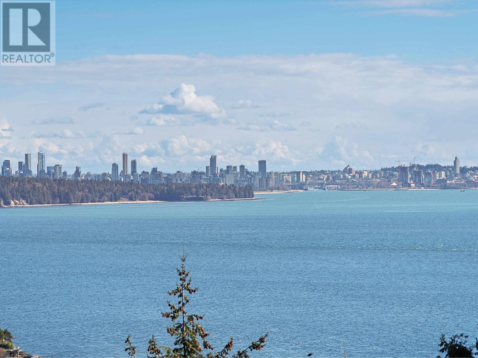 3460 ROCKVIEW PLACE, West Vancouver