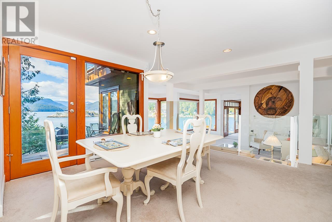 6275 TAYLOR DRIVE, West Vancouver