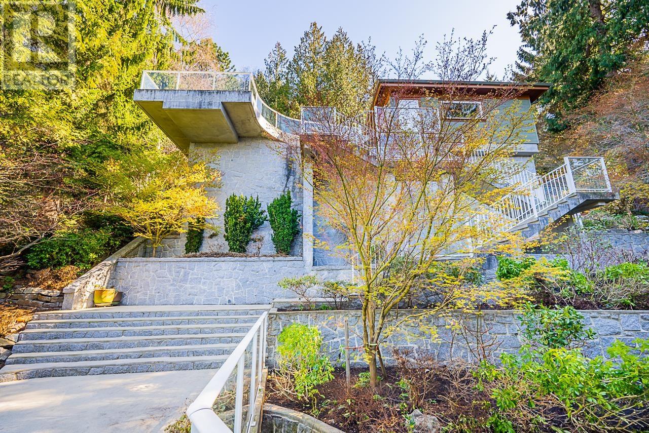 6275 TAYLOR DRIVE, West Vancouver