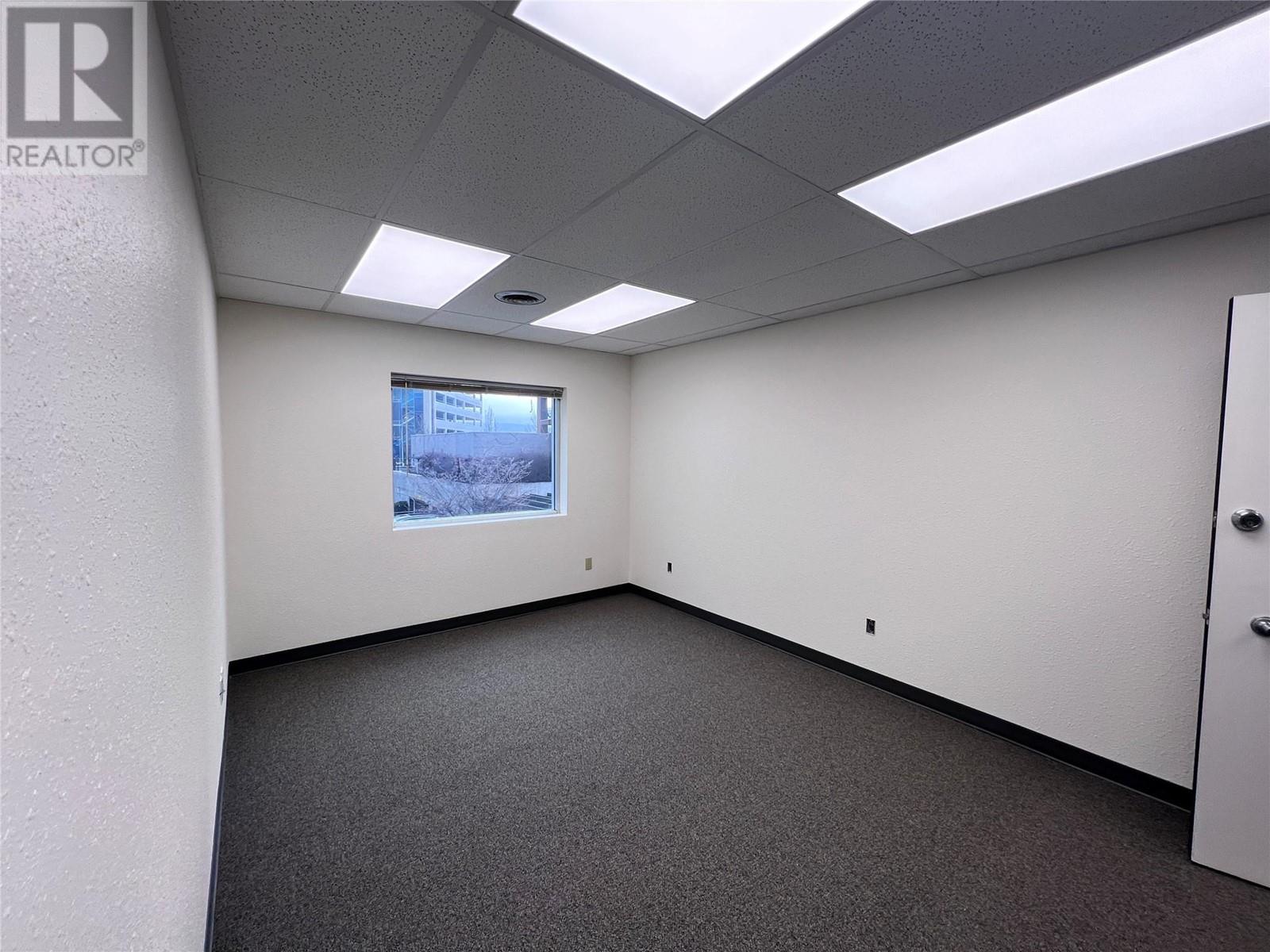 211 1579 Sutherland Avenue, Kelowna