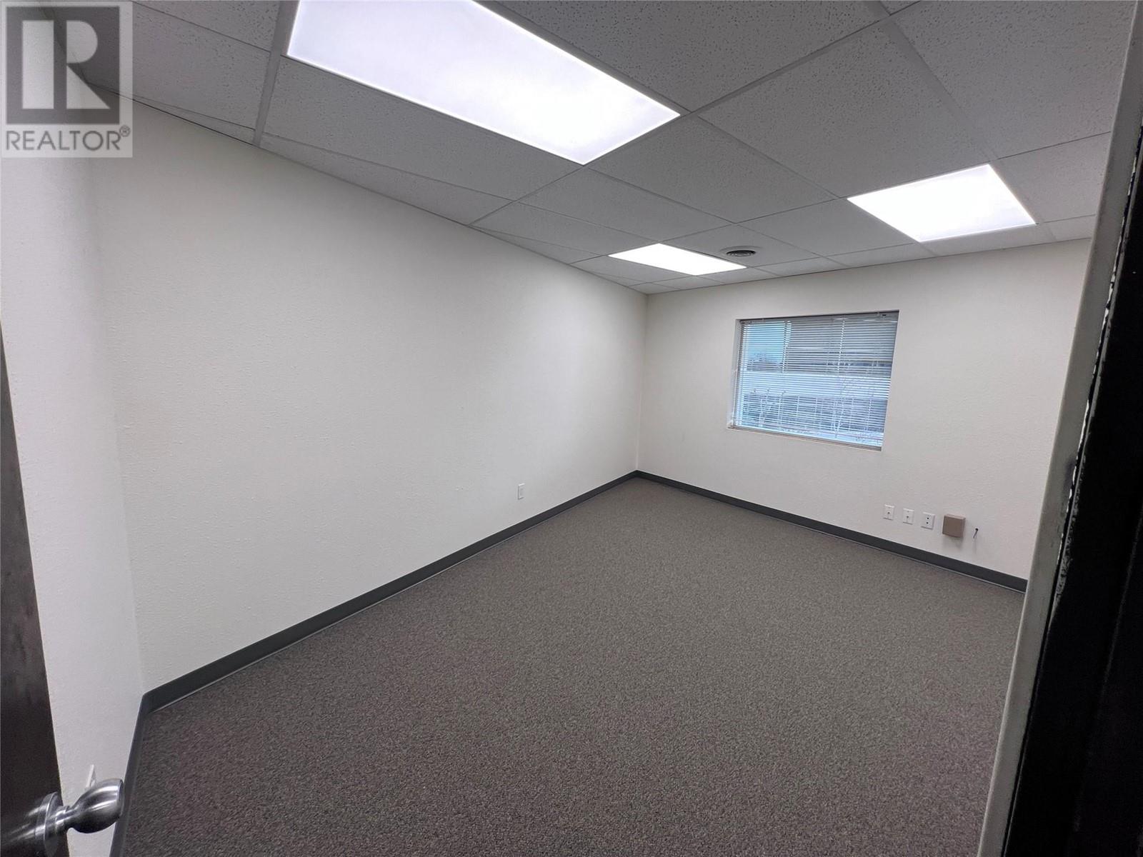 211 1579 Sutherland Avenue, Kelowna