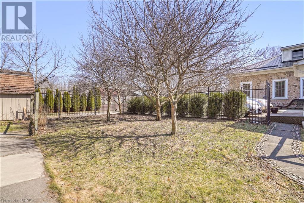 Photo 32 of 899 Keg Lane, Paris ON