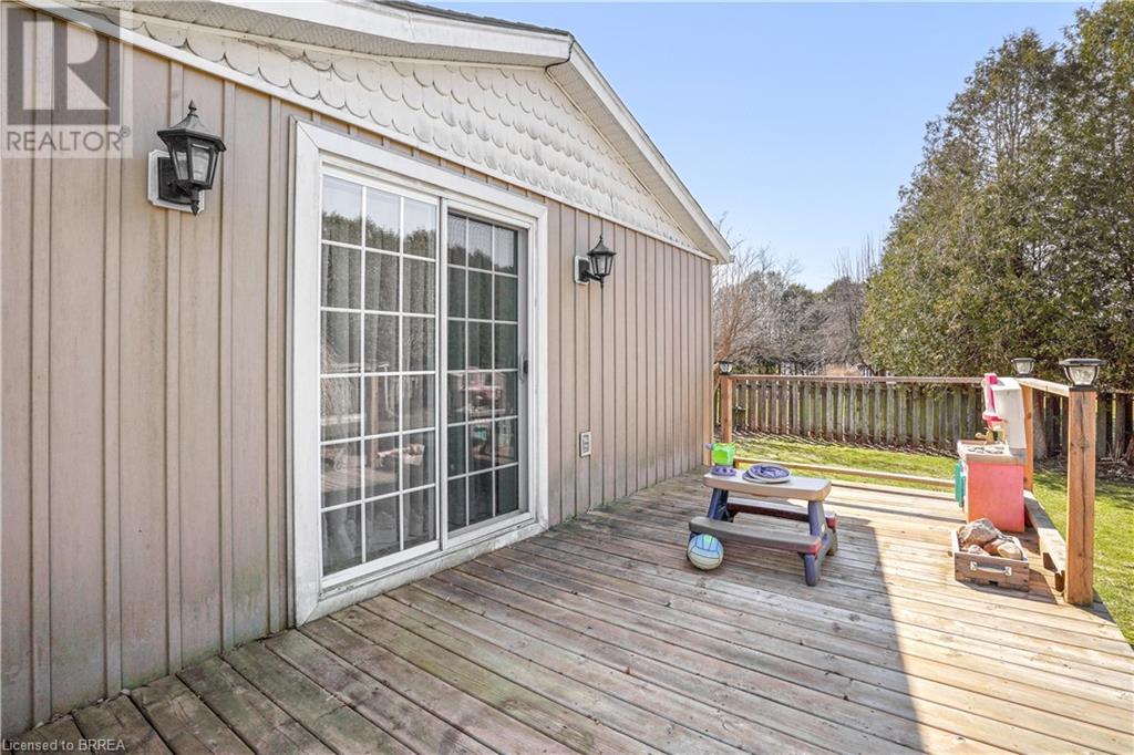 Photo 38 of 899 Keg Lane, Paris ON