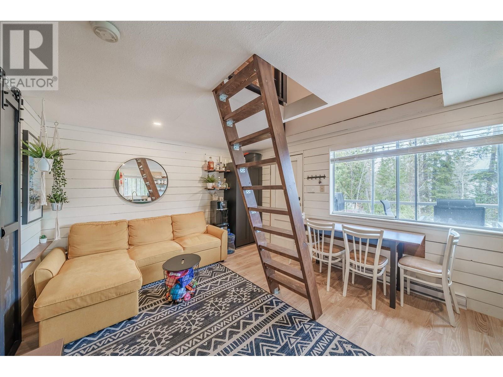 4616 CAVERLY ROAD, Lac La Hache