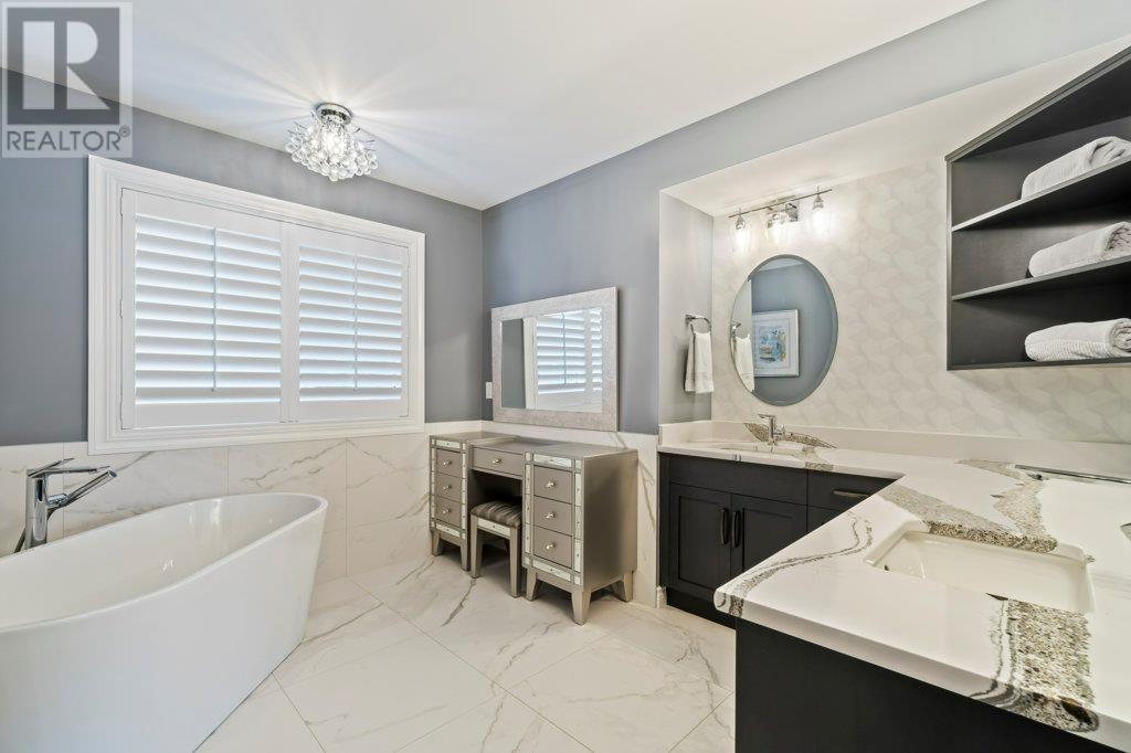  3949 Desert Pines Avenue, Peachland
