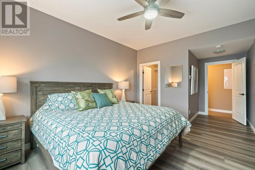  3949 Desert Pines Avenue, Peachland