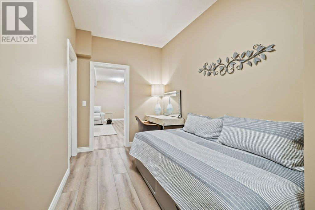  3949 Desert Pines Avenue, Peachland