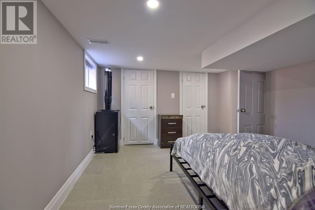 Photo 23 of 1391 Janette, Windsor ON