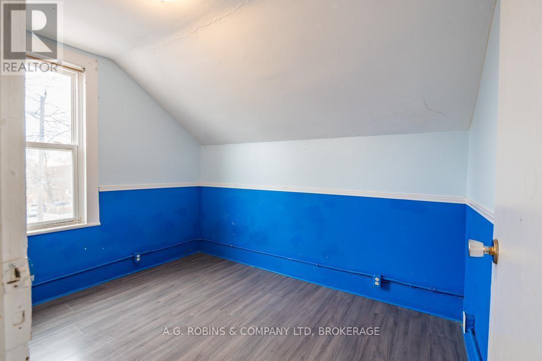 Photo 38 of 284 Brock Street, Peterborough Central ON
