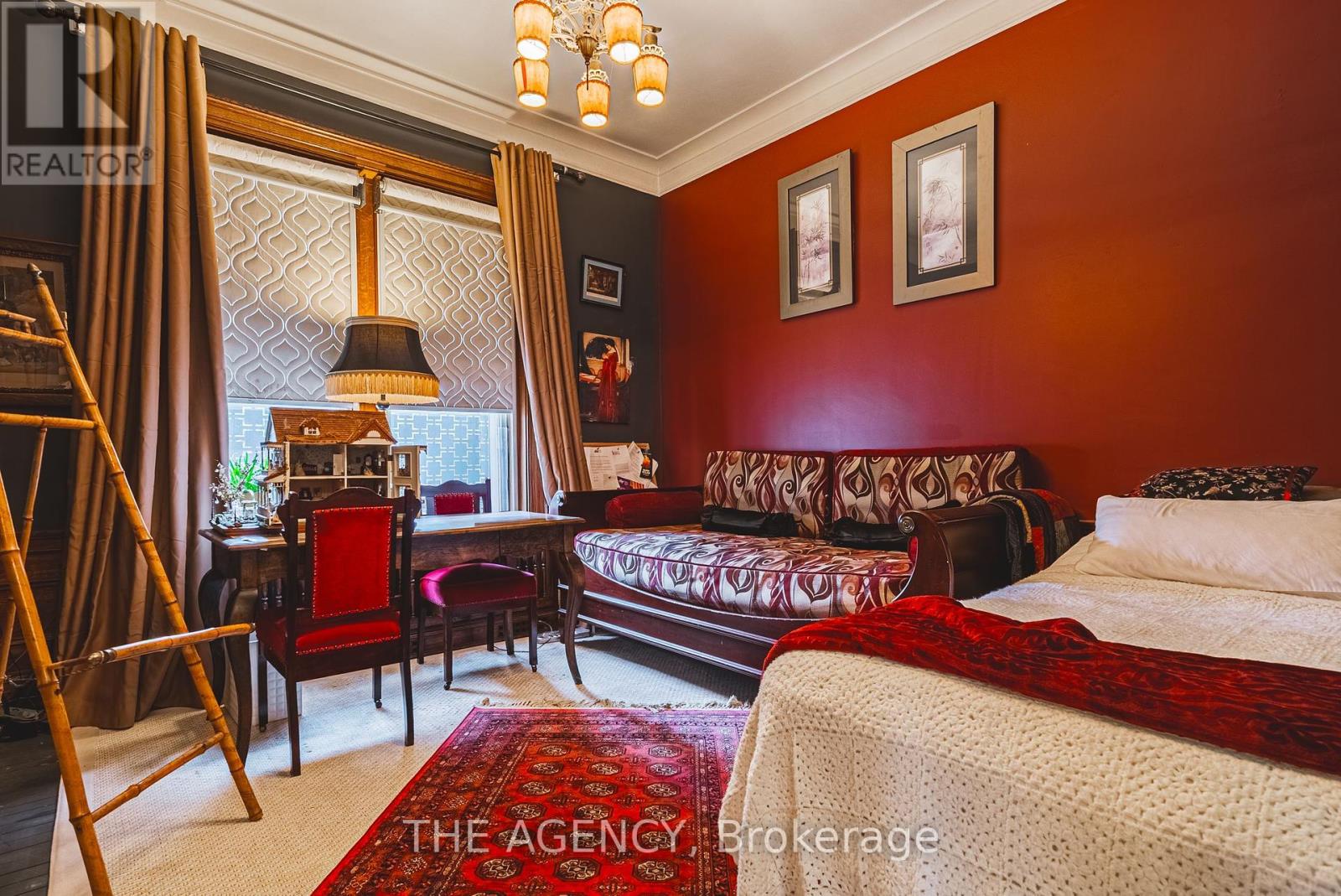 Photo 2 of 150 Prospect Street, Norfolk ON