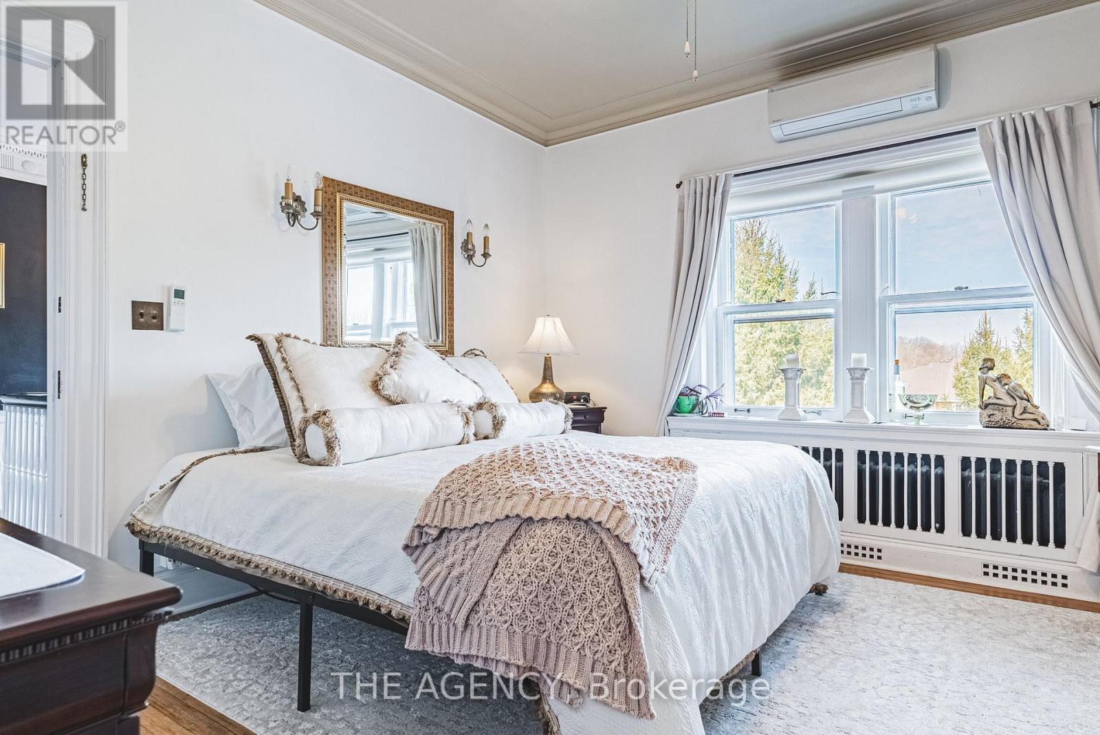 Photo 27 of 150 Prospect Street, Norfolk ON