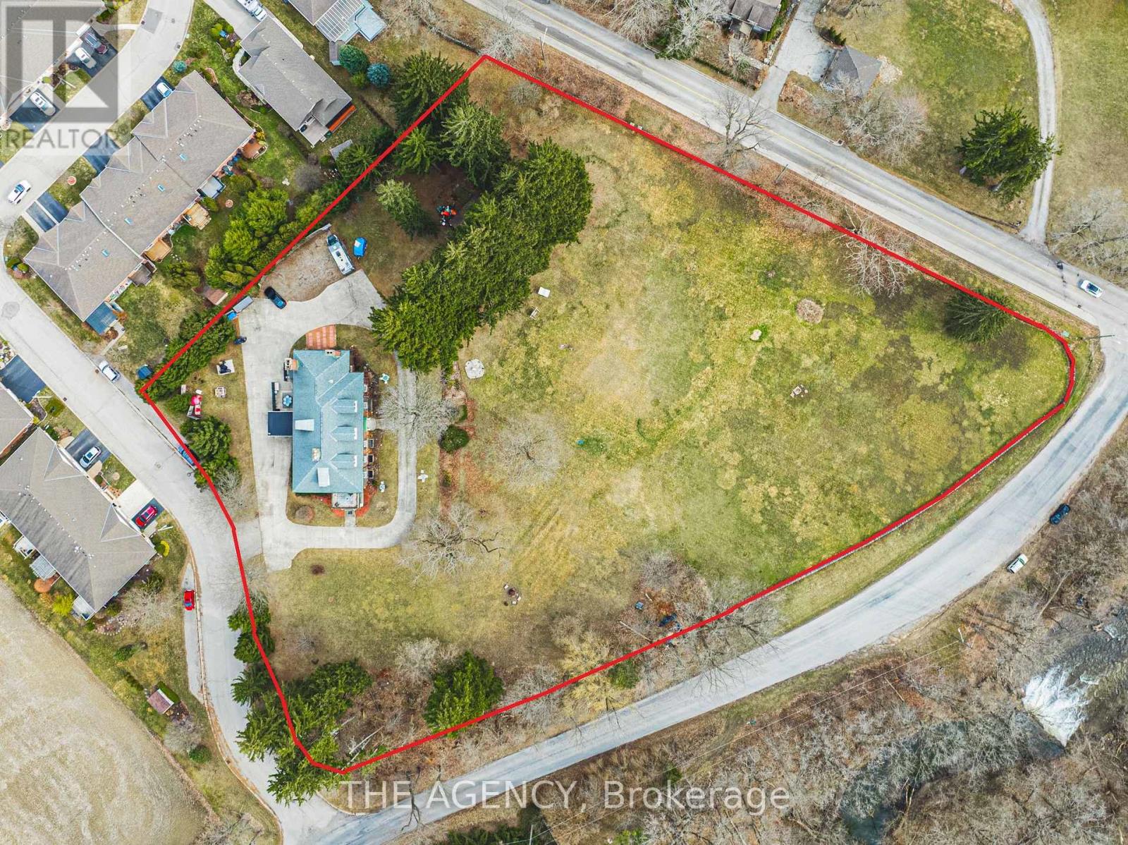Photo 21 of 150 Prospect Street, Norfolk ON