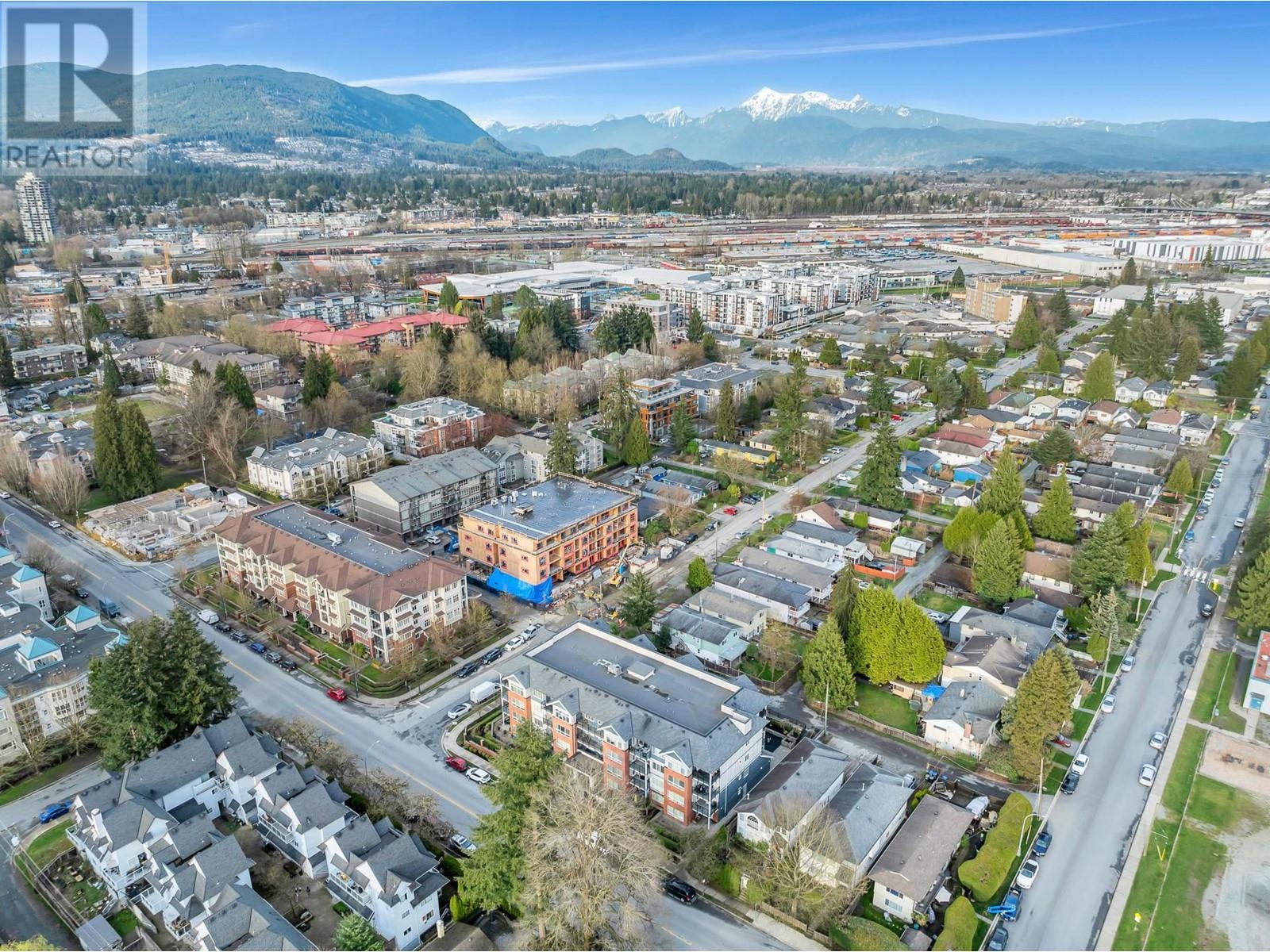207 2268 SHAUGHNESSY STREET, Port Coquitlam real estate listing R2983517