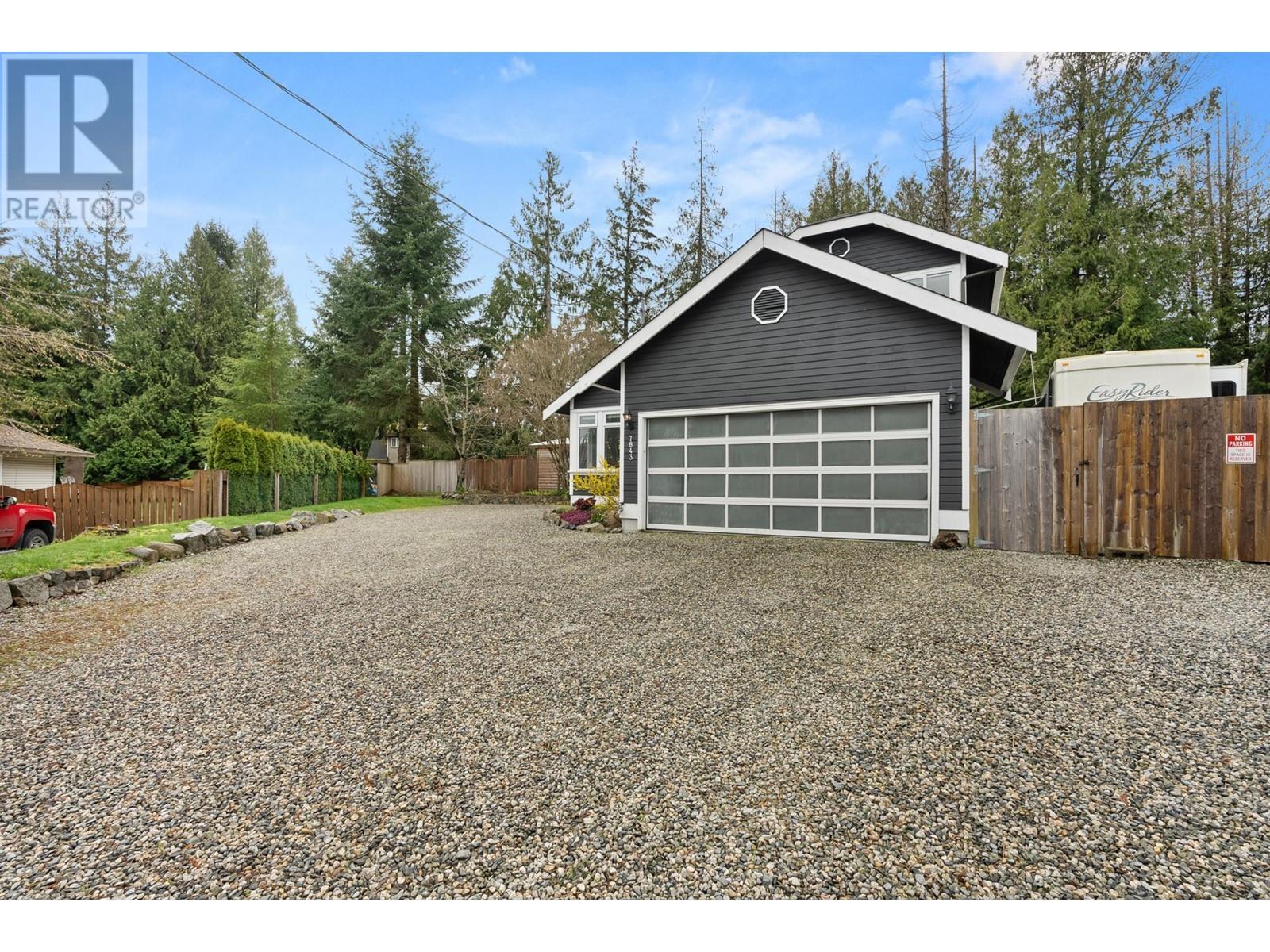 7843 EAGLE DRIVE, Halfmoon Bay