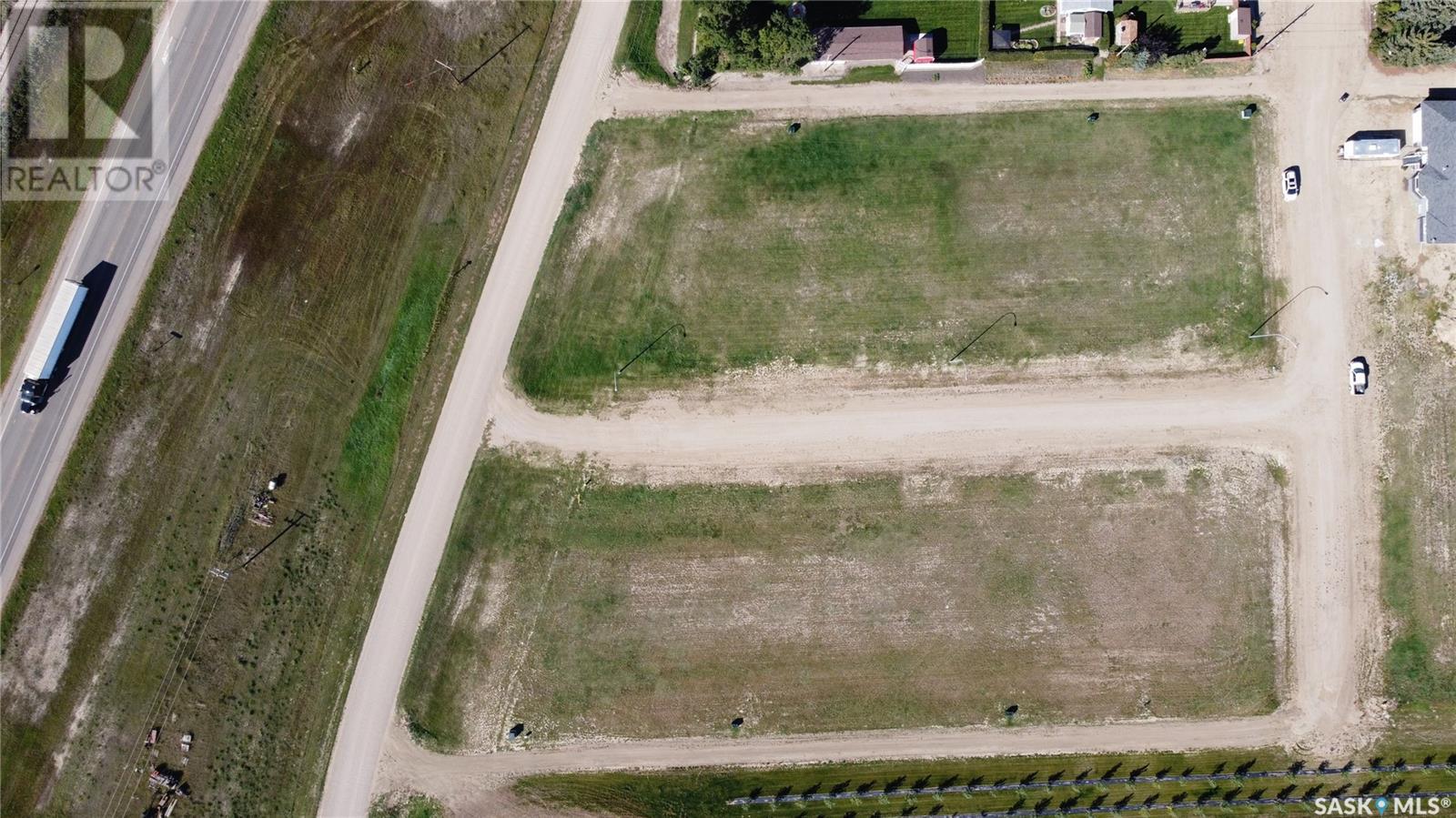 Photo 3 of 202 4th Street E, Odessa SK