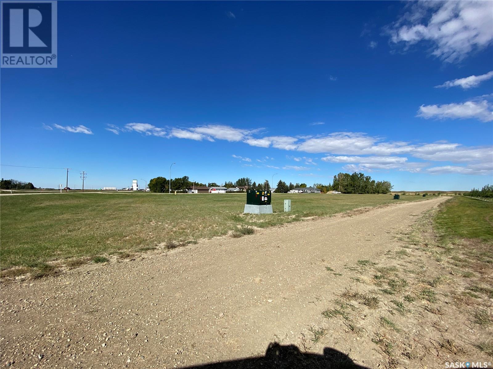 Photo 7 of 202 4th Street E, Odessa SK
