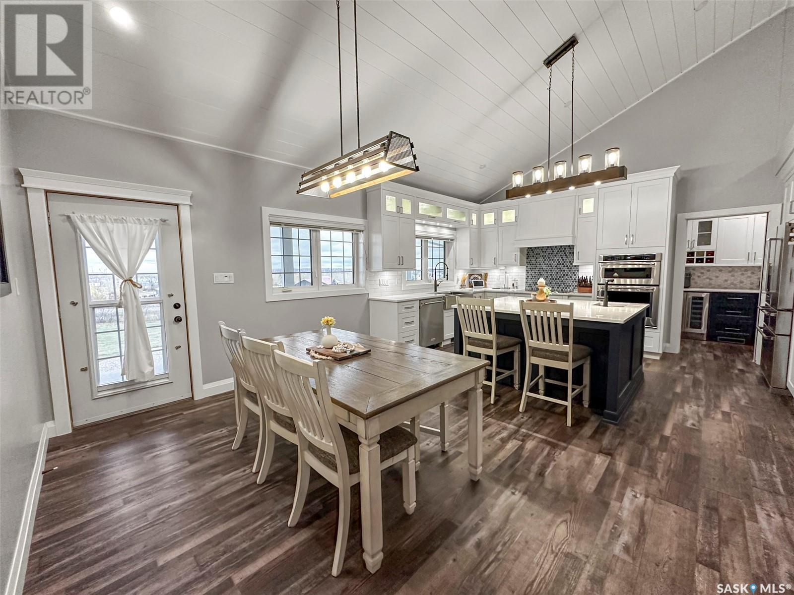 Photo 10 of 300 Mcelheran Drive, Swift Current Rm No 137 SK