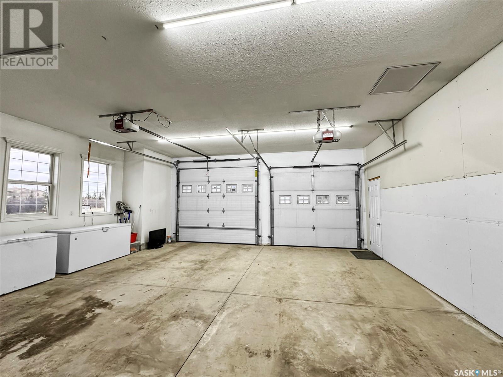 Photo 35 of 300 Mcelheran Drive, Swift Current Rm No 137 SK