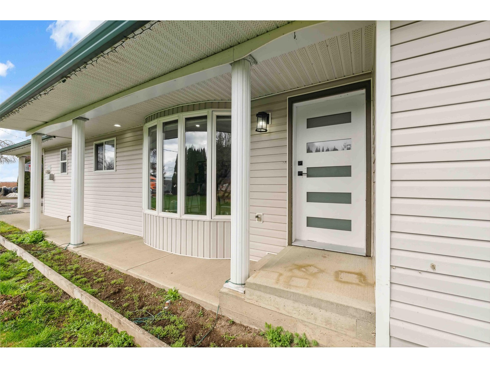 1885 MARION ROAD, Abbotsford