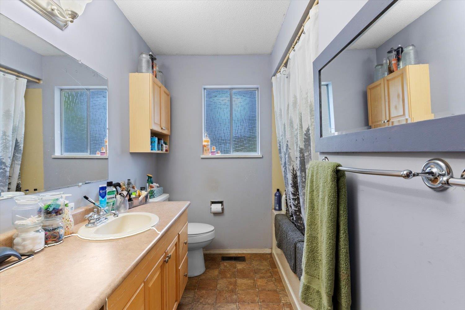 2550 CAMPBELL AVENUE, Abbotsford real estate listing R2947999