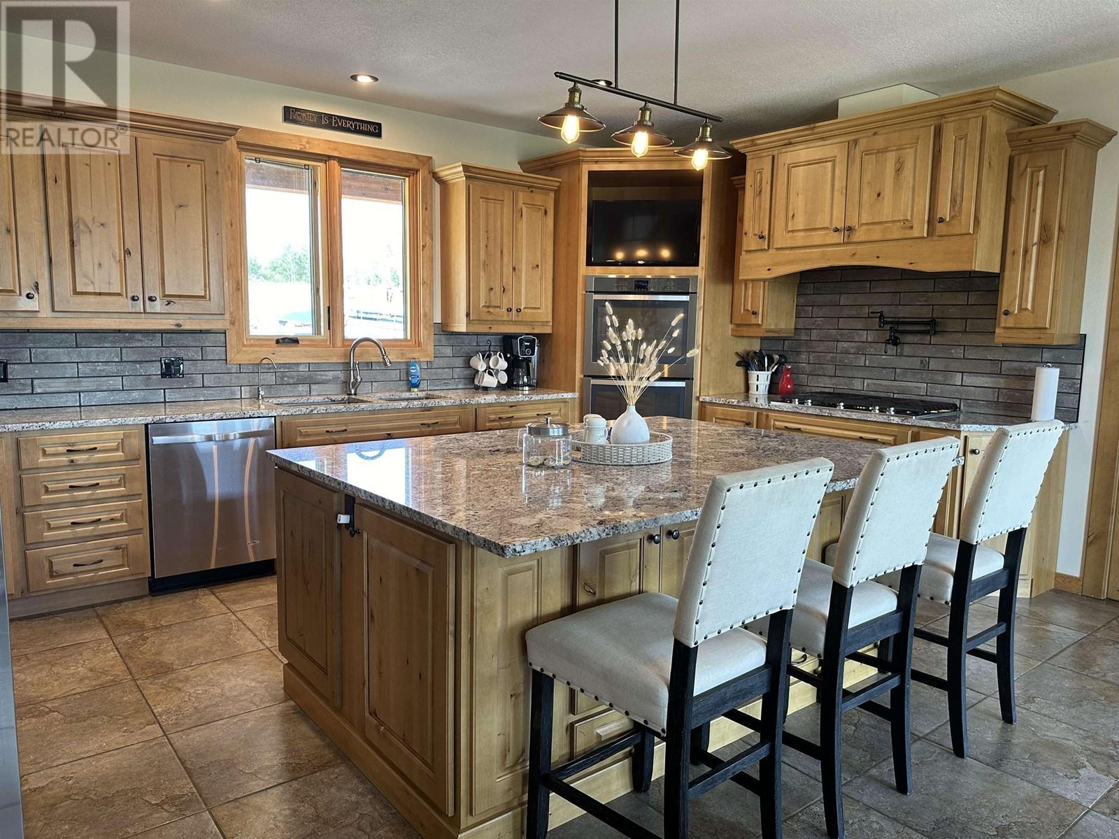 Photo 5 of 16767 277 Road, Fort St John BC