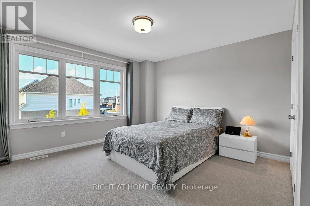 844 SNOWDROP CRESCENT - 24