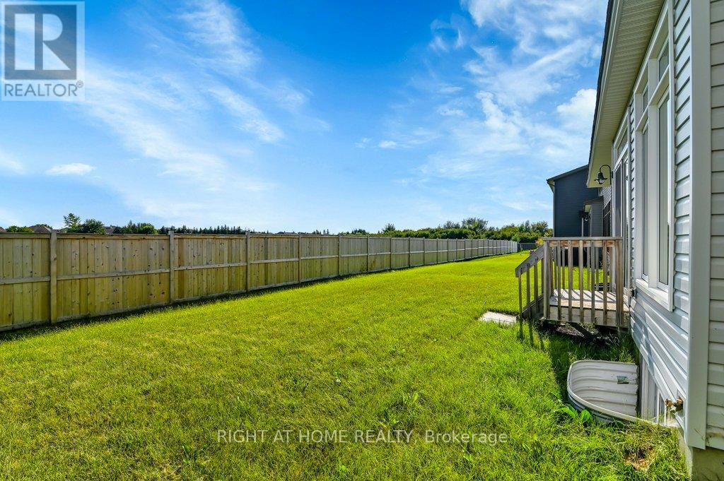 844 SNOWDROP CRESCENT - 30
