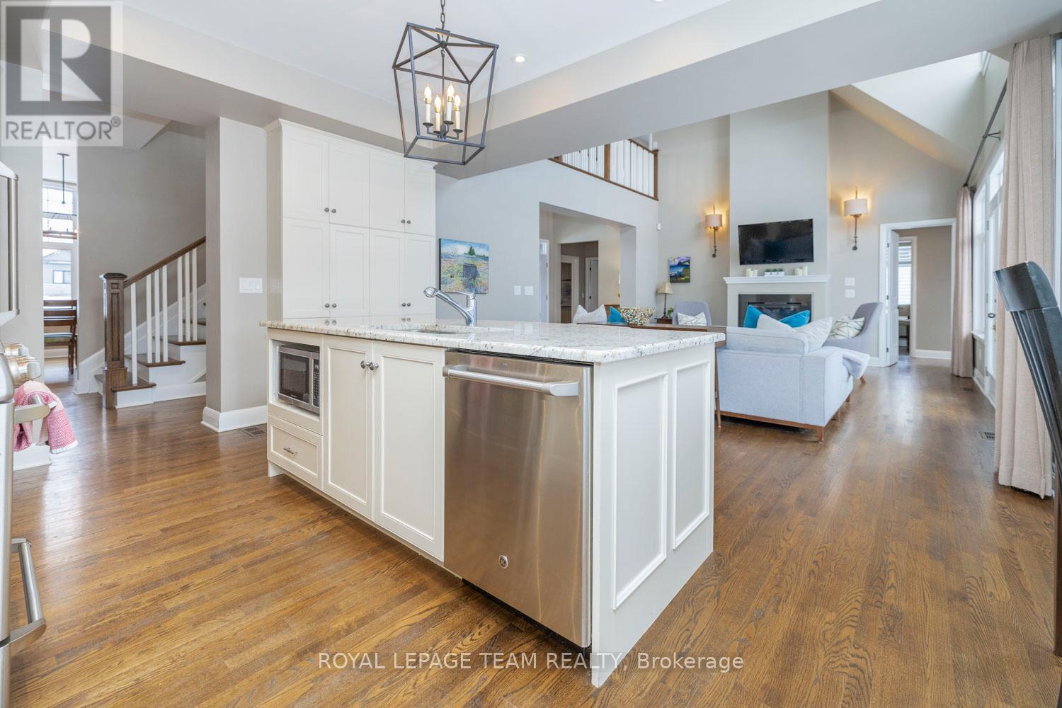 Photo 24 of 213 Cabrelle Place, Ottawa ON