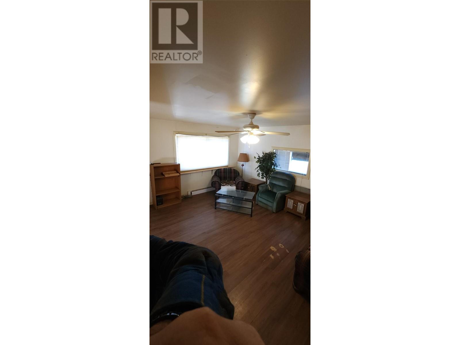 Photo 4 of 110 Barnes Street, Ashcroft BC