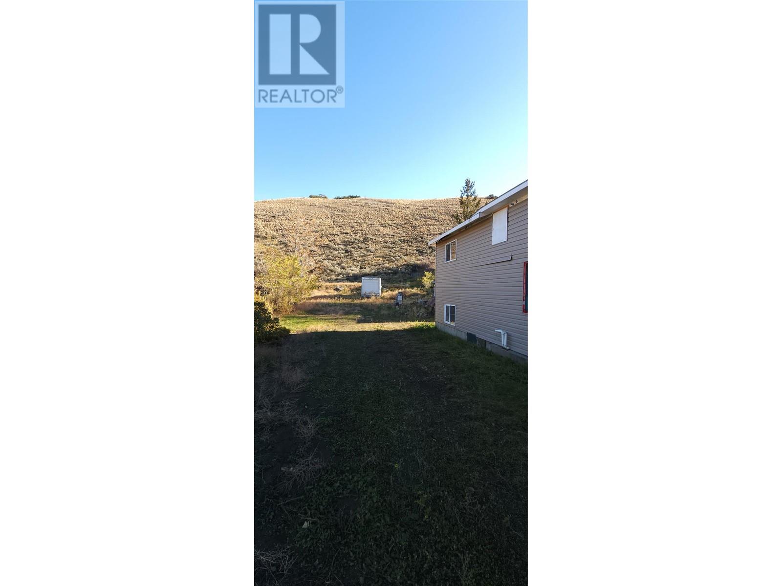 Photo 11 of 110 Barnes Street, Ashcroft BC