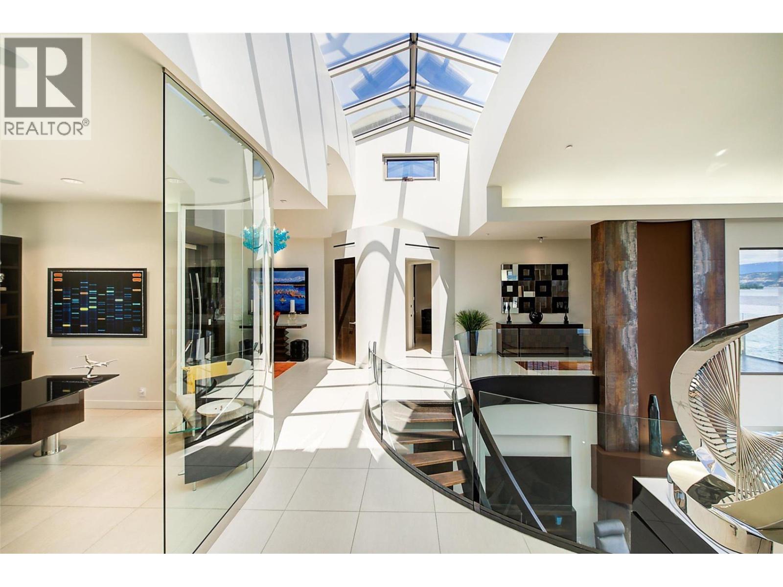 6 901 Westside Road South, West Kelowna