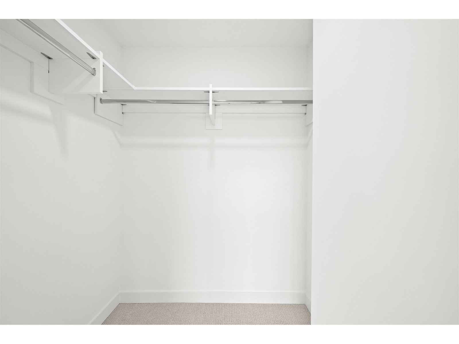 TH7 9456 134 STREET, Surrey