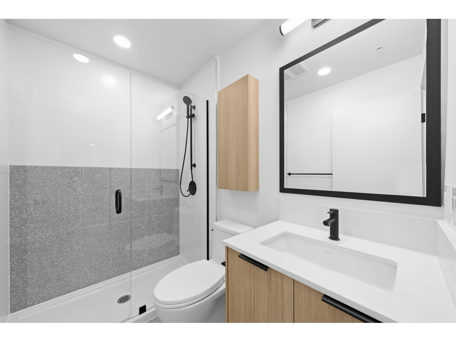 TH7 9456 134 STREET, Surrey