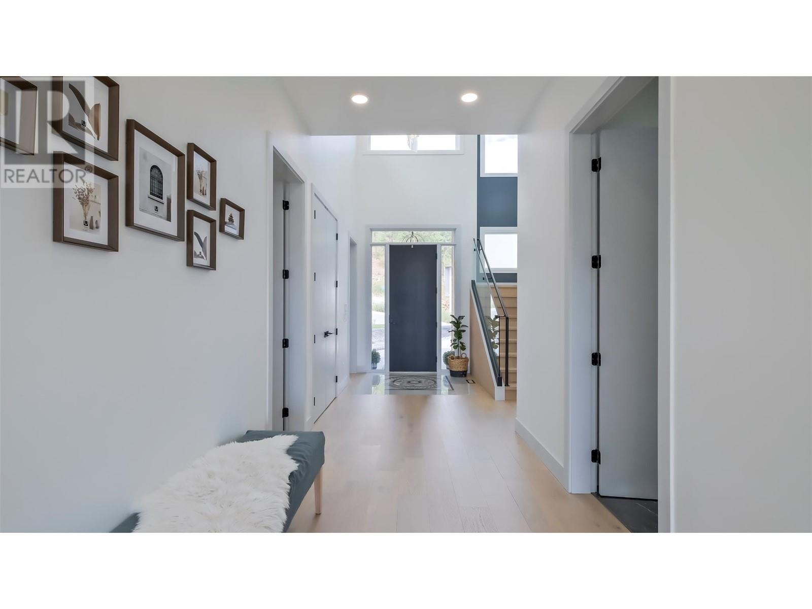  2863 Copper Ridge Drive, West Kelowna