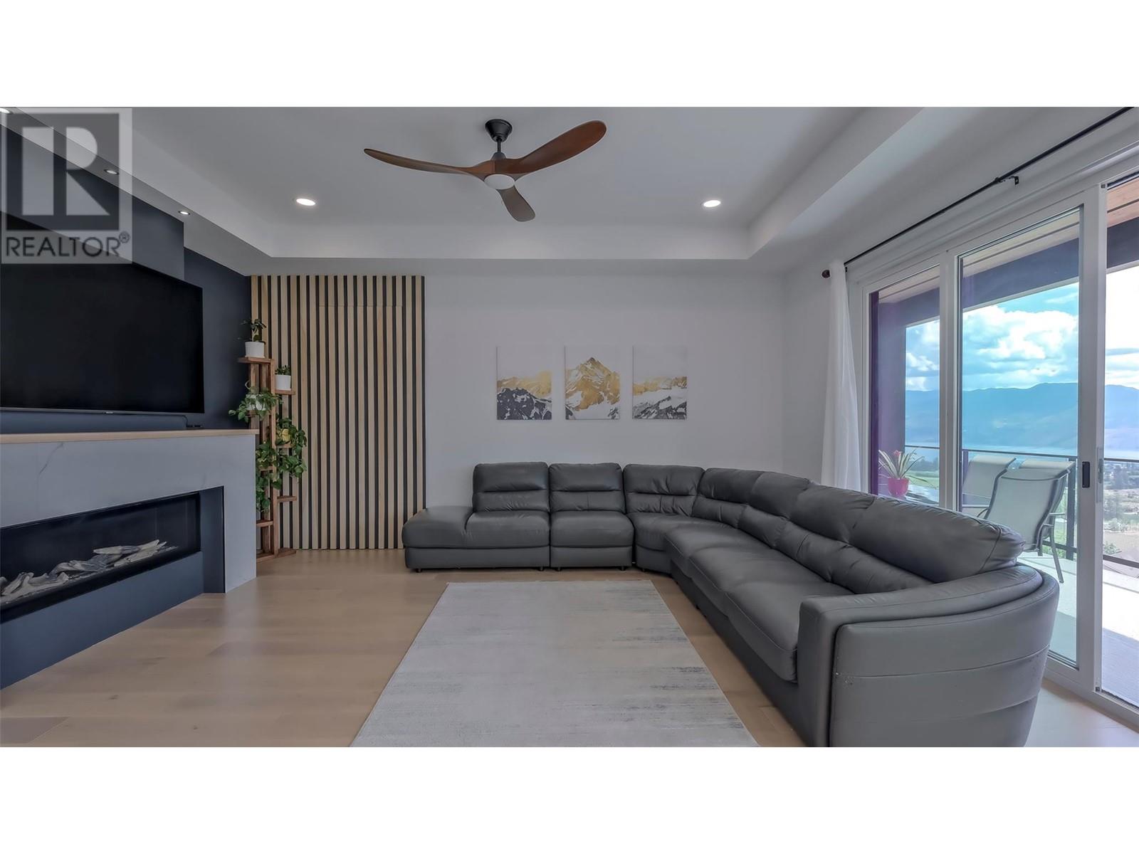  2863 Copper Ridge Drive, West Kelowna