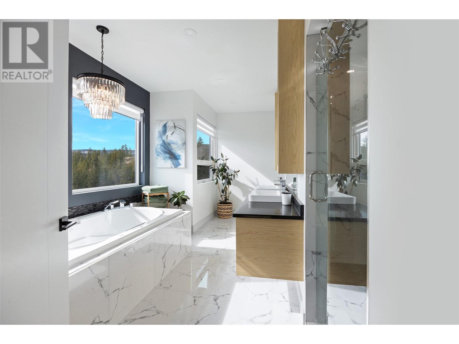  2863 Copper Ridge Drive, West Kelowna