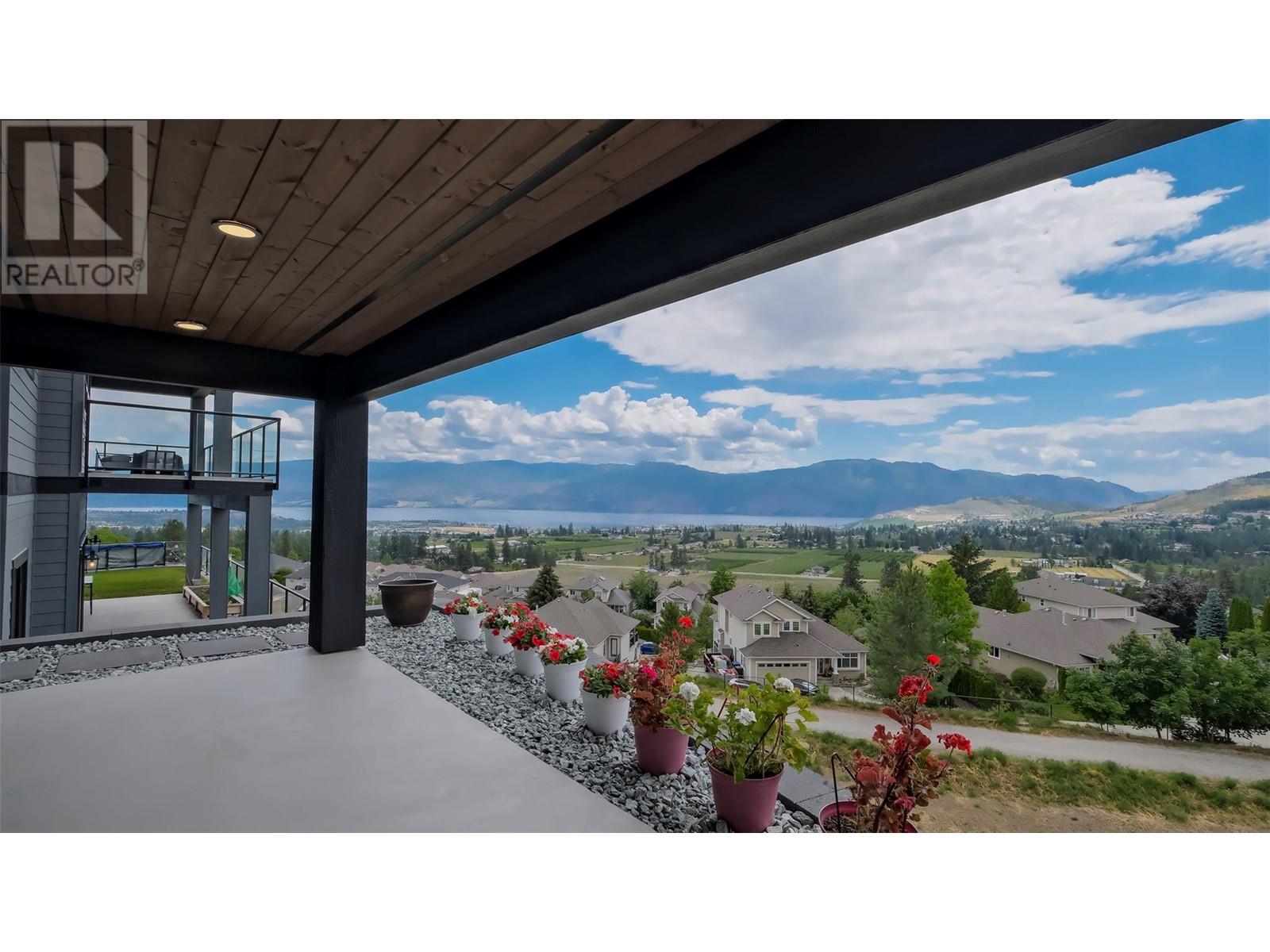  2863 Copper Ridge Drive, West Kelowna
