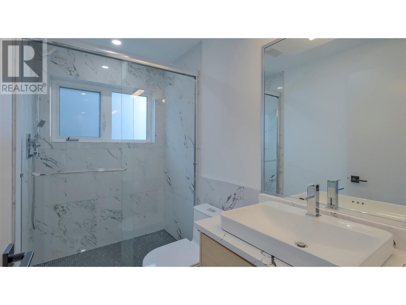  2863 Copper Ridge Drive, West Kelowna