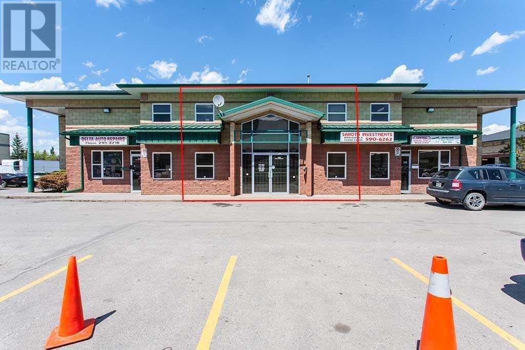204, 4655 54 Avenue NE, Calgary, Alberta