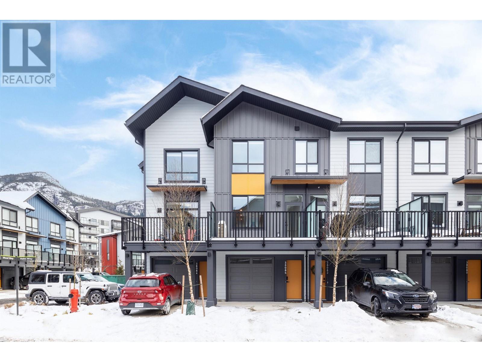 38084 HELM WAY, Squamish