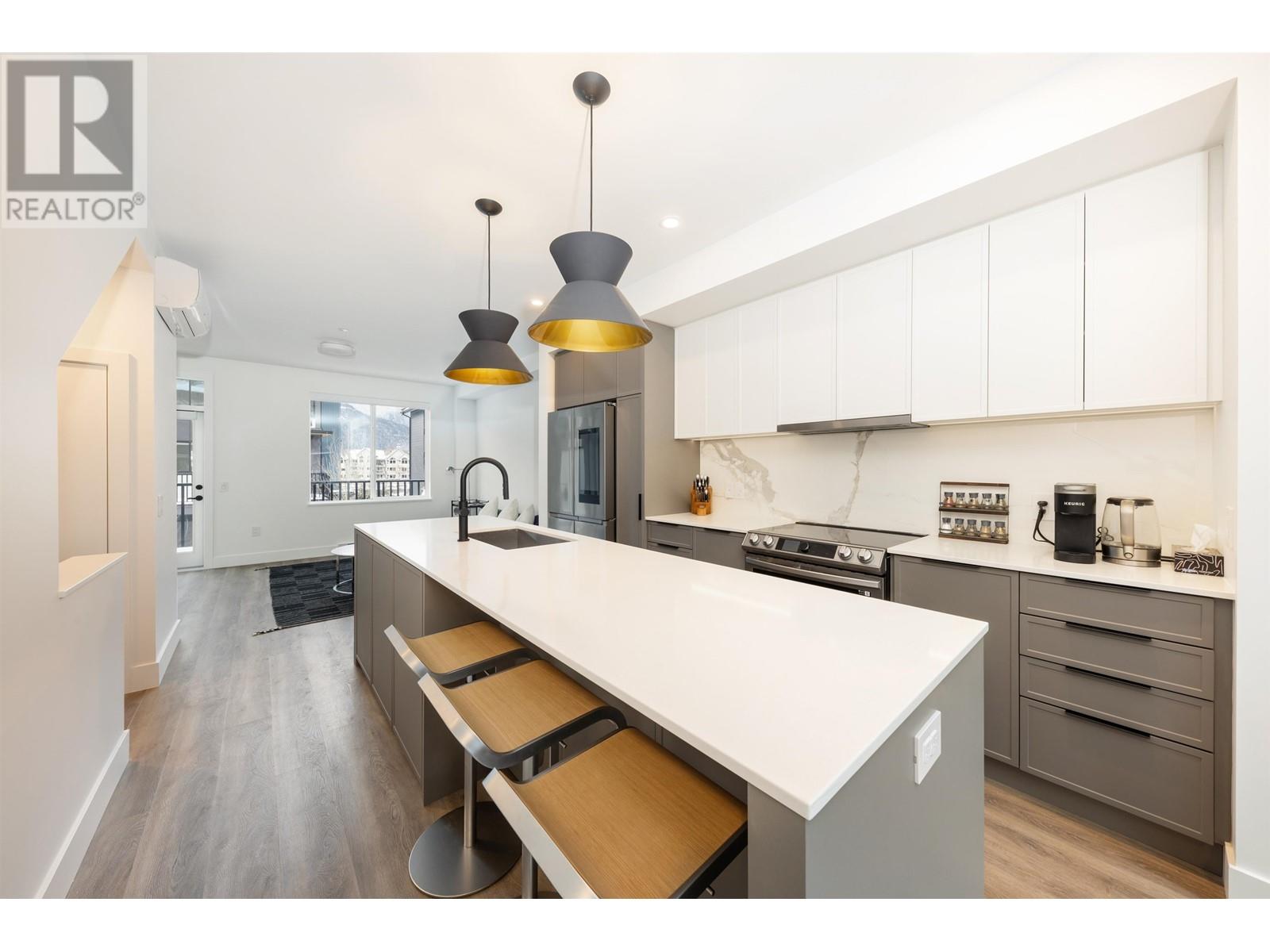 38084 HELM WAY, Squamish real estate listing R2984134