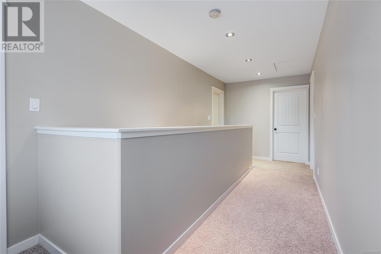 2746 Bradford Dr, Campbell River real estate listing 983639