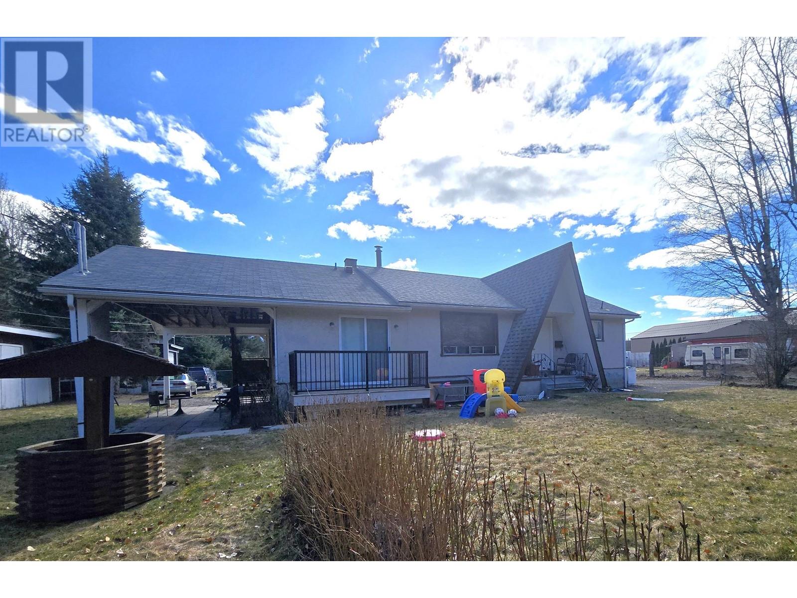  3330 RIVER Drive, Terrace