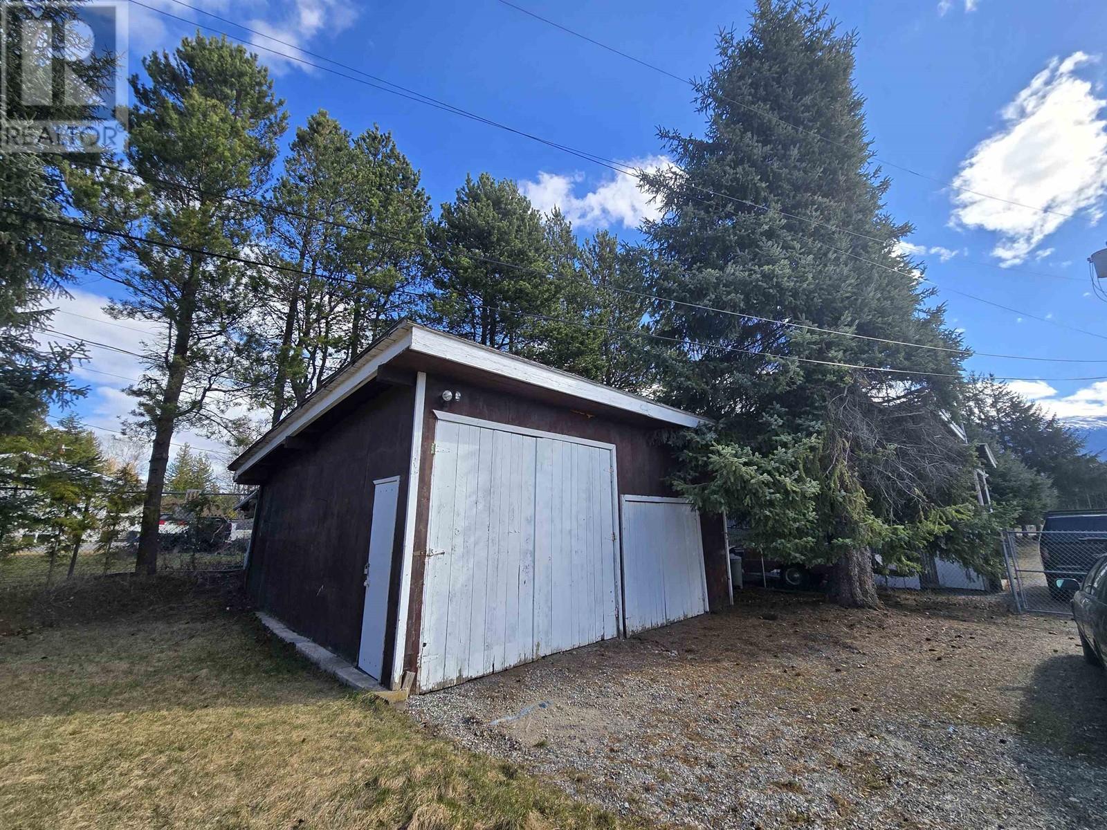  3330 RIVER Drive, Terrace