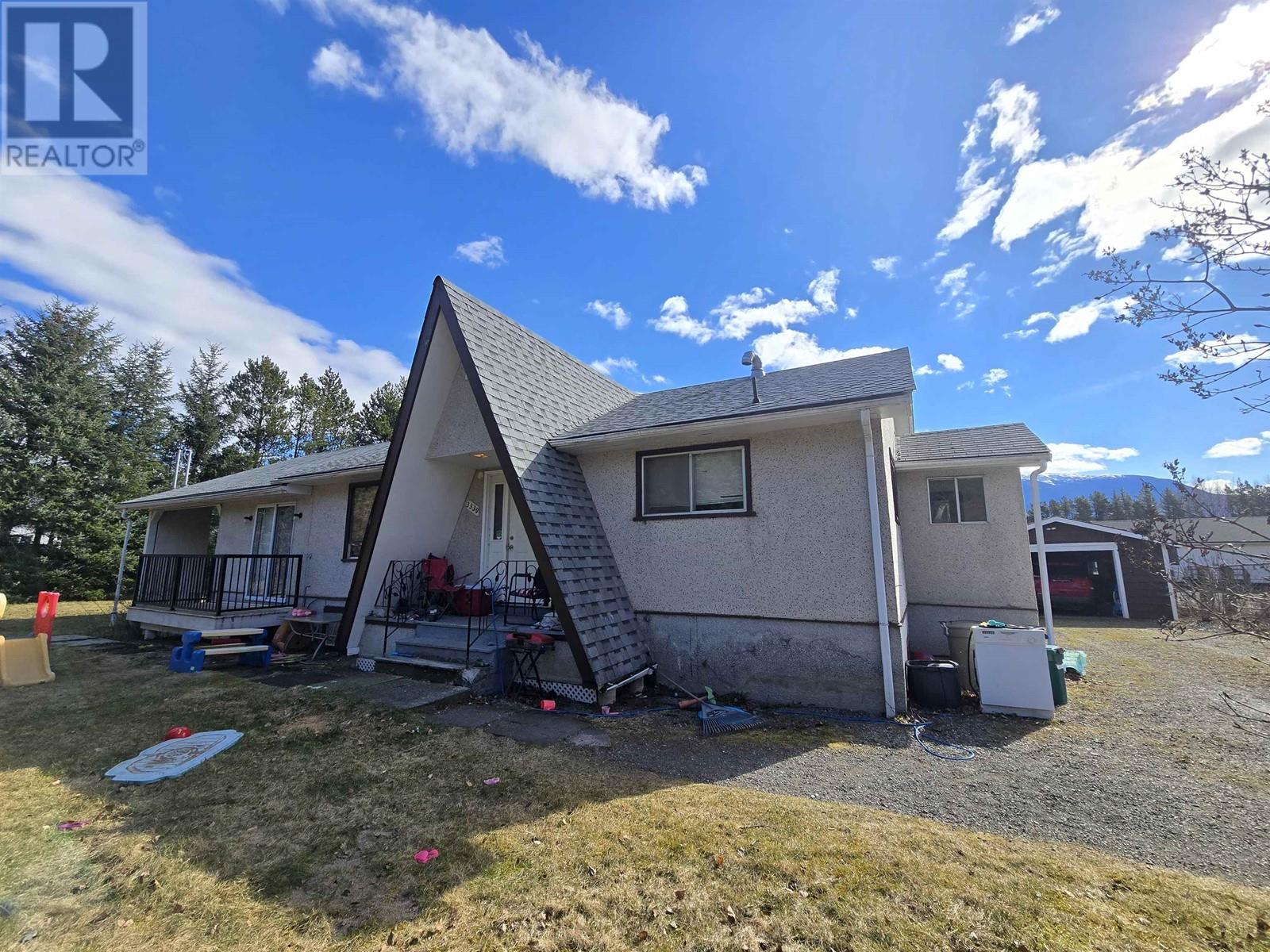  3330 RIVER Drive, Terrace