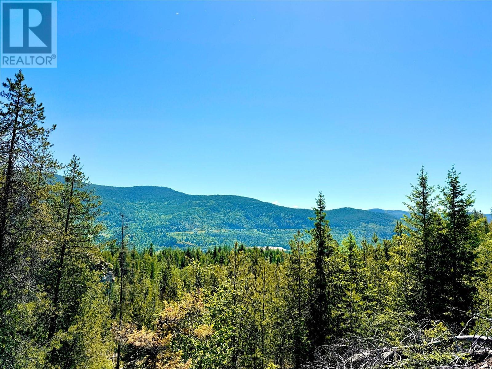  2700 14TH Avenue, Castlegar